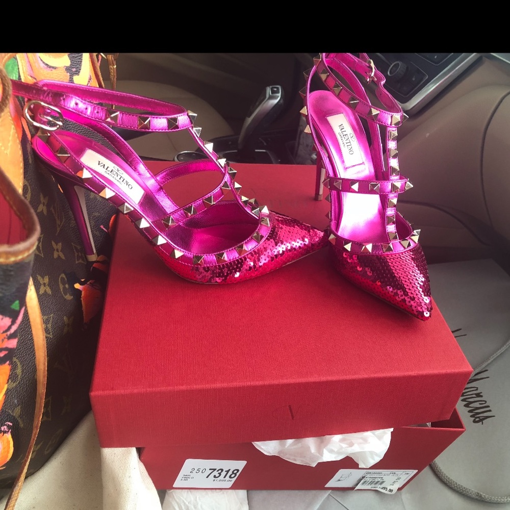Valentino Rockstud pink sequin heels sz 35.5